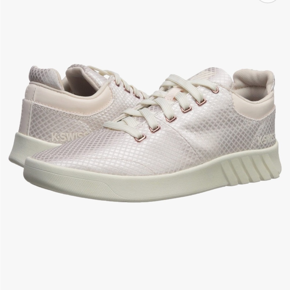 K-Swiss Women's Aero Trainer T Sneakers